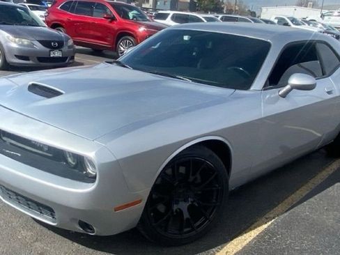 Used 2020 Dodge Challenger R/T image 1