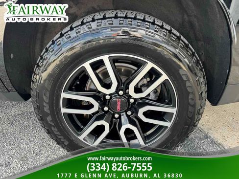 Used 2021 GMC Yukon AT4 AWD/4WD image 35