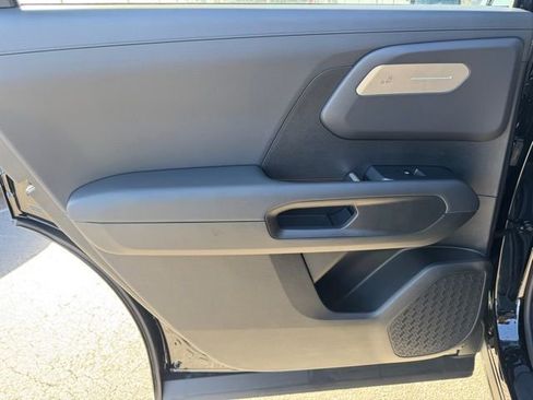 New 2027 Kia Telluride S image 10