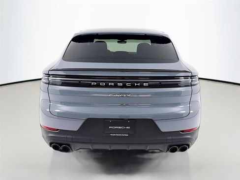 New 2026 Porsche Cayenne Coupe AWD/4WD image 19