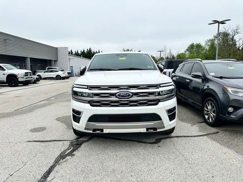 Certified 2022 Ford Expedition Platinum AWD/4WD image 2