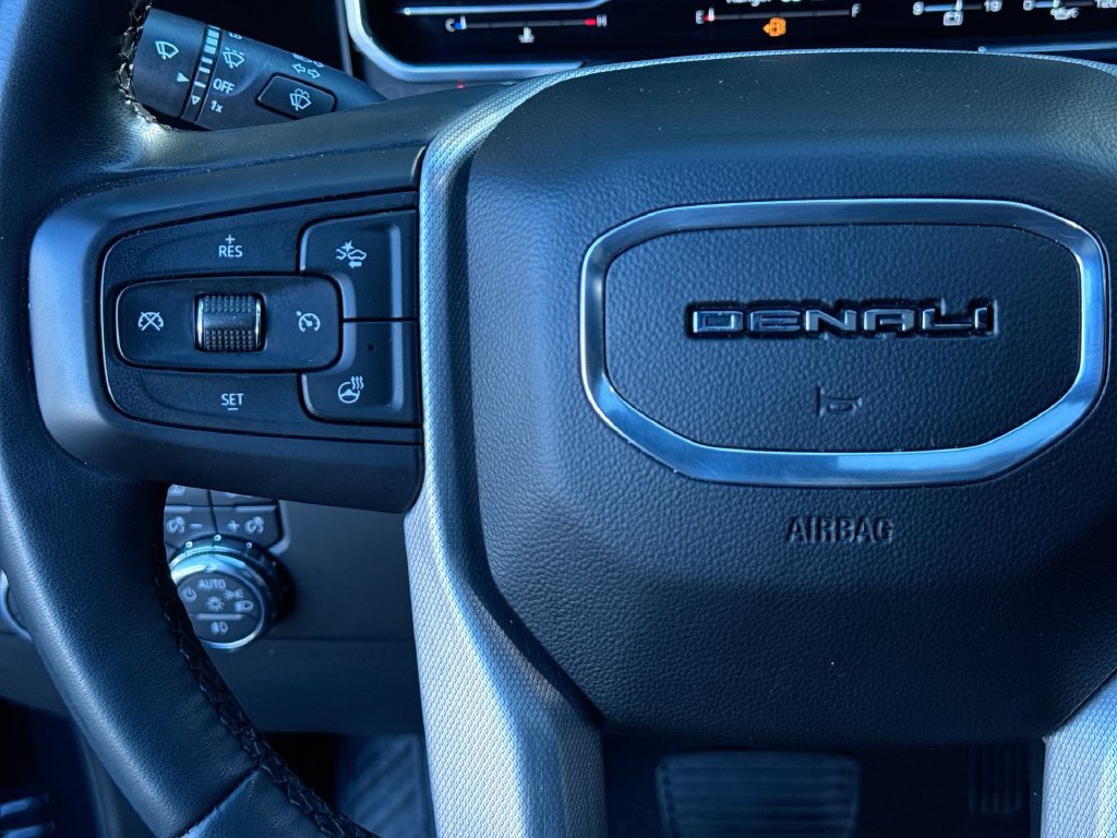Used 2024 GMC Sierra 2500 Denali w/ Denali Reserve Package AWD/4WD image 17