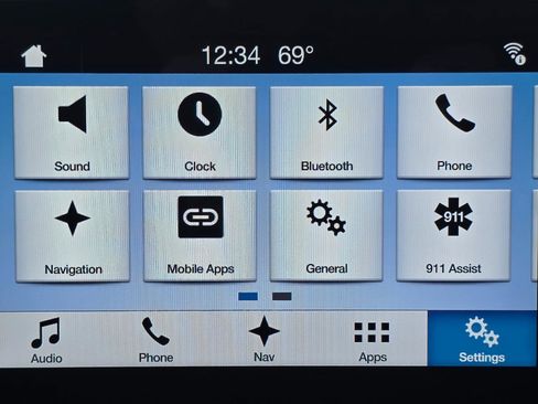 Used 2018 Ford EcoSport SES w/ SES Cold Weather Package AWD/4WD image 21