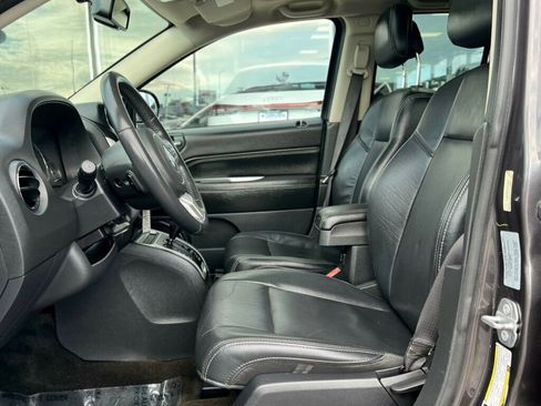 Used 2017 Jeep Compass High Altitude image 13