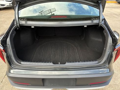 Used 2025 Kia K4 LXS image 24