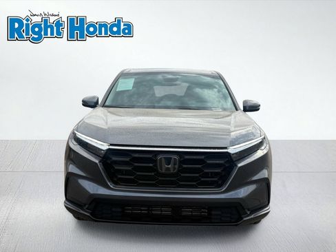 Used 2025 Honda CR-V EX image 5