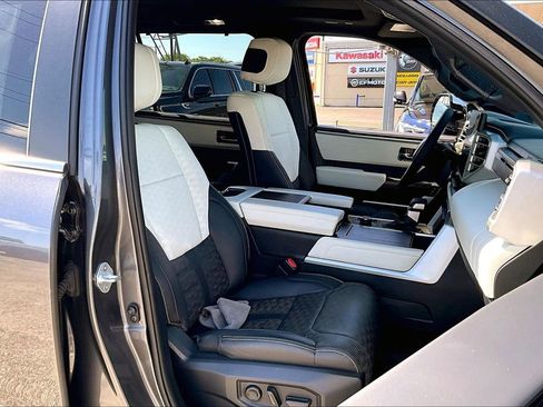 Used 2024 Toyota Sequoia Capstone AWD/4WD image 10