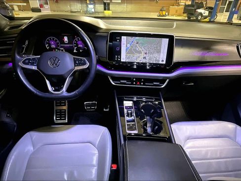 Used 2024 Volkswagen Atlas Cross Sport SEL R-Line image 14