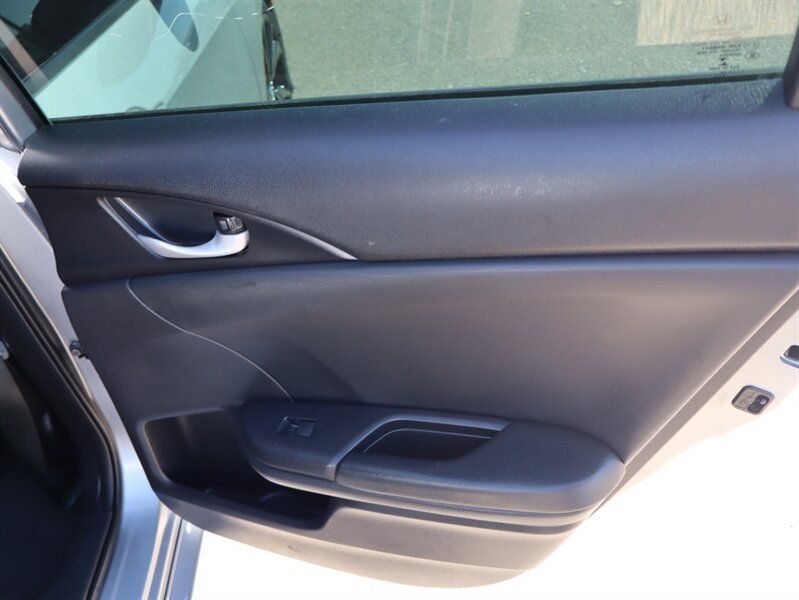 Used 2019 Honda Civic Sport image 14