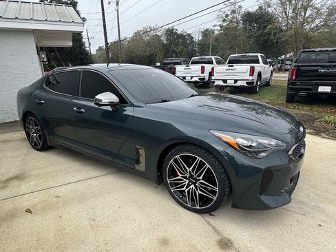 Used 2022 Kia Stinger GT2 image 4