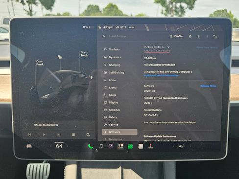 Used 2023 Tesla Model Y Performance AWD/4WD image 20