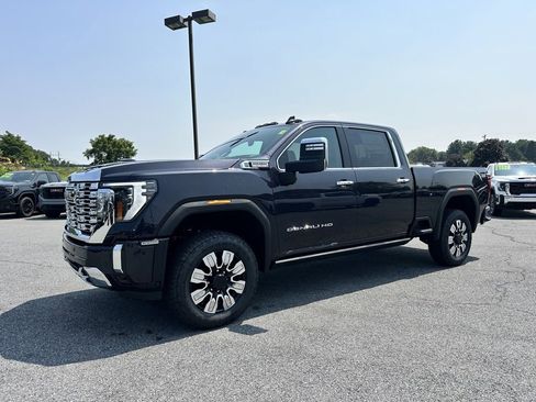New 2025 GMC Sierra 2500 Denali w/ Denali Reserve Package image 2