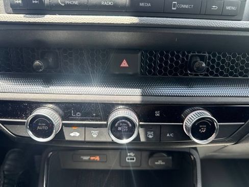 Used 2024 Honda CR-V LX image 17