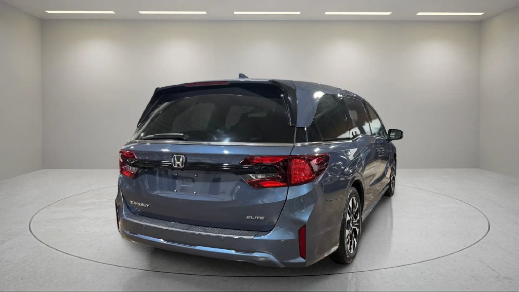 Used 2025 Honda Odyssey Elite image 3