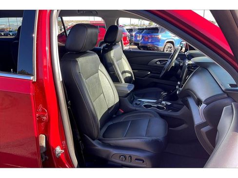 Used 2019 Chevrolet Traverse Premier image 7