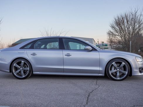 Used 2018 Audi A8 L 4.0T image 9