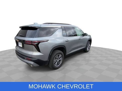 Certified 2026 Chevrolet Traverse LT AWD/4WD image 8