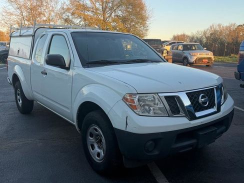 Used 2014 Nissan Frontier S image 3