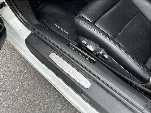 Used 2013 Porsche 911 Carrera S RWD image 19