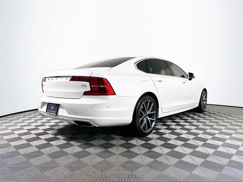 Used 2019 Volvo S90 T5 Momentum image 12