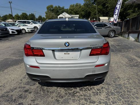 Used 2015 BMW 750Li RWD image 11