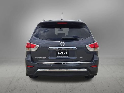 Used 2014 Nissan Pathfinder SL w/ Cargo Package FWD image 5