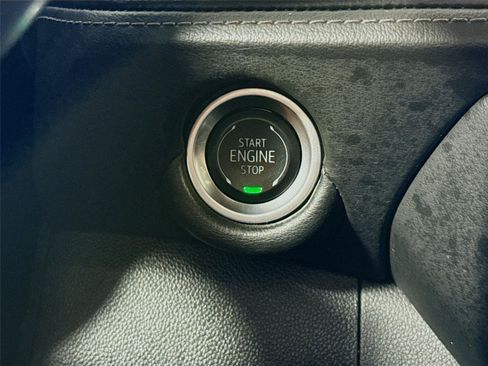 Used 2025 Chevrolet Tahoe LS RWD image 14