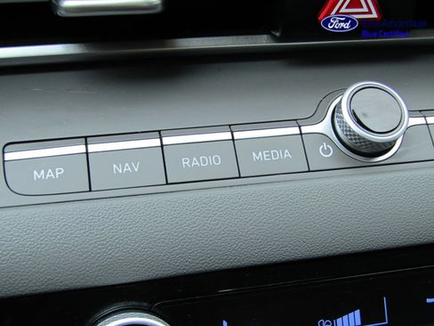 Used 2023 Hyundai Elantra SEL w/ Convenience Package FWD image 34