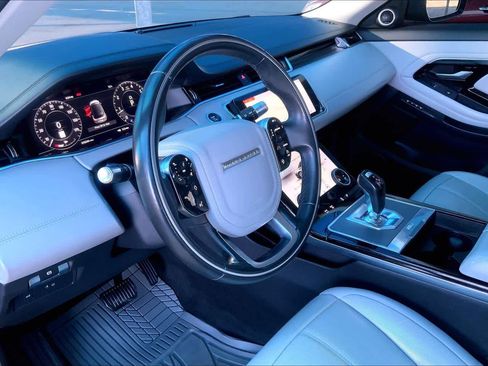 Used 2020 Land Rover Range Rover Evoque SE image 18
