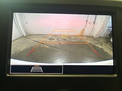 Used 2024 Chevrolet Equinox RS FWD image 24