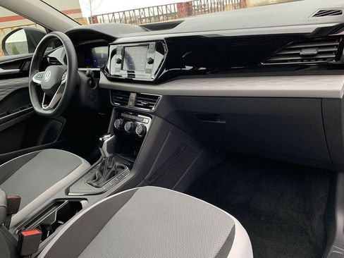 Used 2024 Volkswagen Taos S image 29