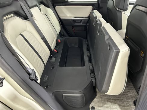 Used 2025 Rivian R1T Adventure AWD/4WD image 24