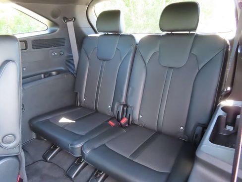 Certified 2024 Kia Sorento SX Prestige AWD/4WD image 35