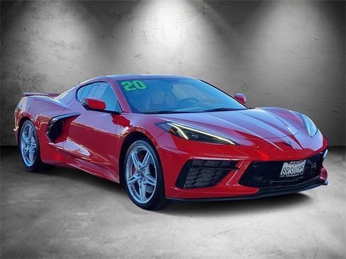 Used 2020 Chevrolet Corvette Stingray Premium Cpe w/ 3LT Preferred Equipment Group image 2