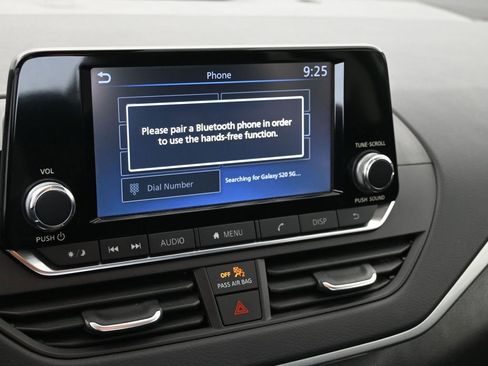 Used 2024 Nissan Altima 2.5 S image 25