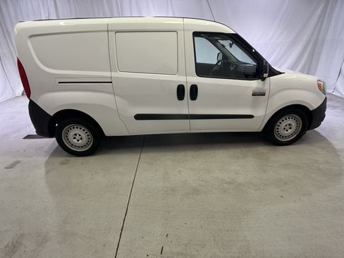 Used 2018 RAM ProMaster City Tradesman FWD image 12