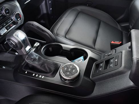 New 2025 Ford Bronco Badlands image 31