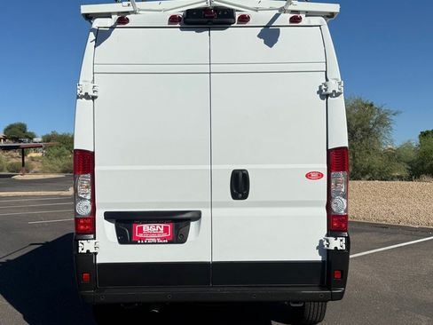 Used 2022 RAM ProMaster 2500 w/ Safety Group FWD image 4