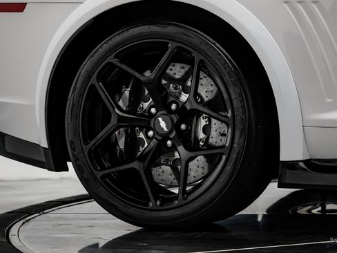 Used 2015 Chevrolet Camaro Z/28 image 69