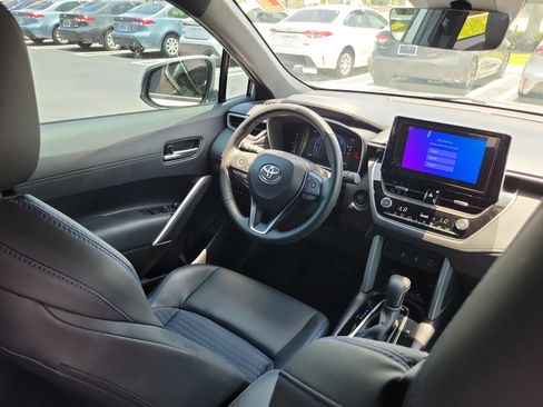 Used 2024 Toyota Corolla Cross AWD Hybrid w/ Convenience Package image 14