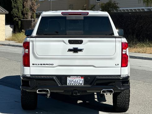 Used 2024 Chevrolet Silverado 1500 LT Trail Boss w/ LT Trail Boss Premium Package image 5