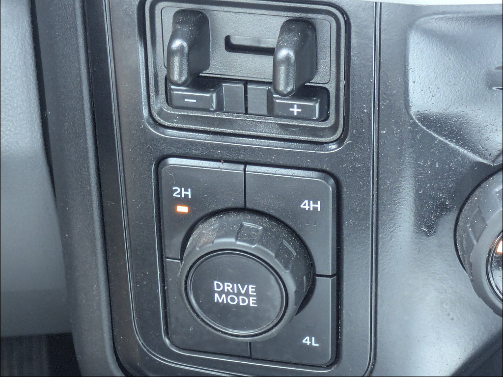 Used 2025 Ford F350 XL w/ XL Driver Assist Package AWD/4WD image 28