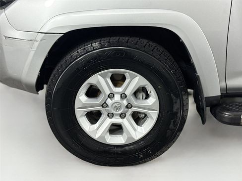 Used 2016 Toyota 4Runner SR5 Premium image 47