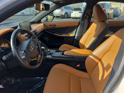 Used 2021 Lexus IS 300 w/ Comfort Package image 18