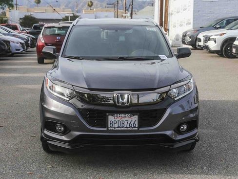 Used 2019 Honda HR-V Sport image 2
