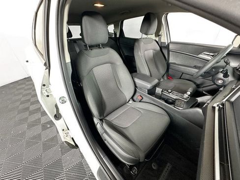 Certified 2025 Kia Sportage LX AWD/4WD image 26