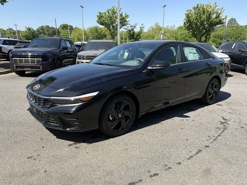 New 2026 Hyundai Elantra SEL Sport Premium FWD image 4