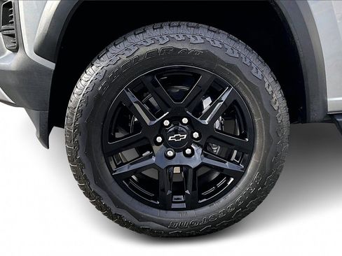 Used 2023 Chevrolet Colorado Trail Boss w/ Technology Package image 31