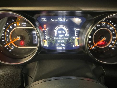 Used 2022 Jeep Gladiator Sport AWD/4WD image 19