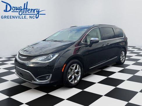 Used 2020 Chrysler Pacifica Limited w/ Advanced Safetytec Group image 1